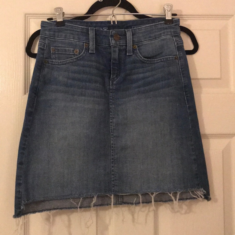 Vineyard vines denim skirt